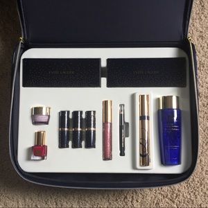 Estée Lauder Makeup Kit Gift Set. Never used